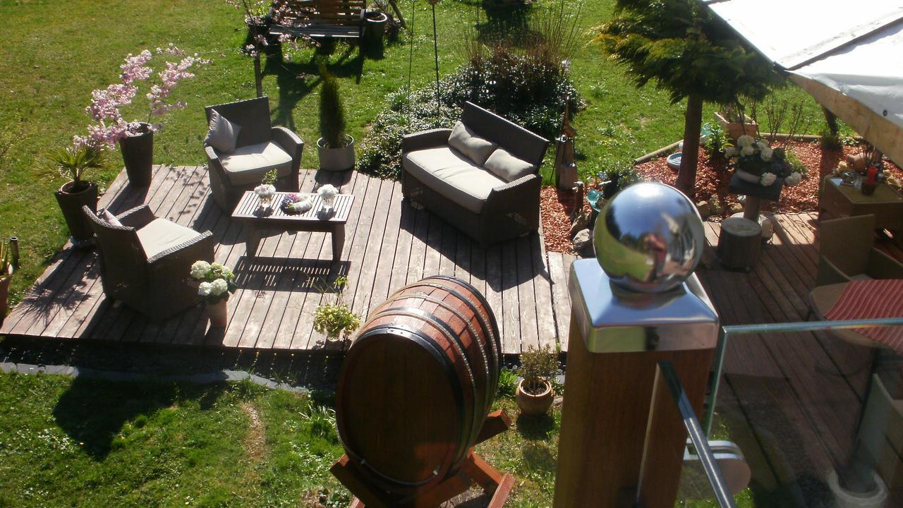 Homestay Gastezimmer Im Haus Am Wald *